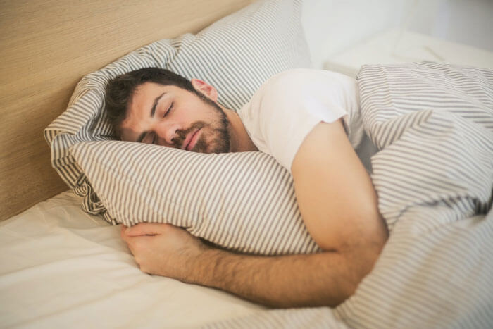 فواید آجیل برای خواب