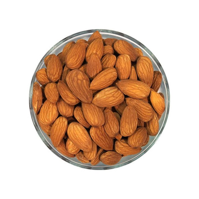 مغز بادام خارجی خام